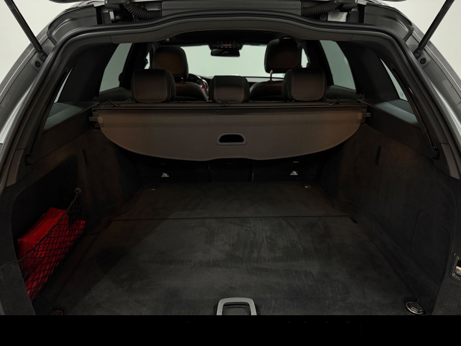 Mercedes-Benz C 250 T d BLUETEC/AMG-LINE/PANO/KAMERA/LED/AHK/ foto 15