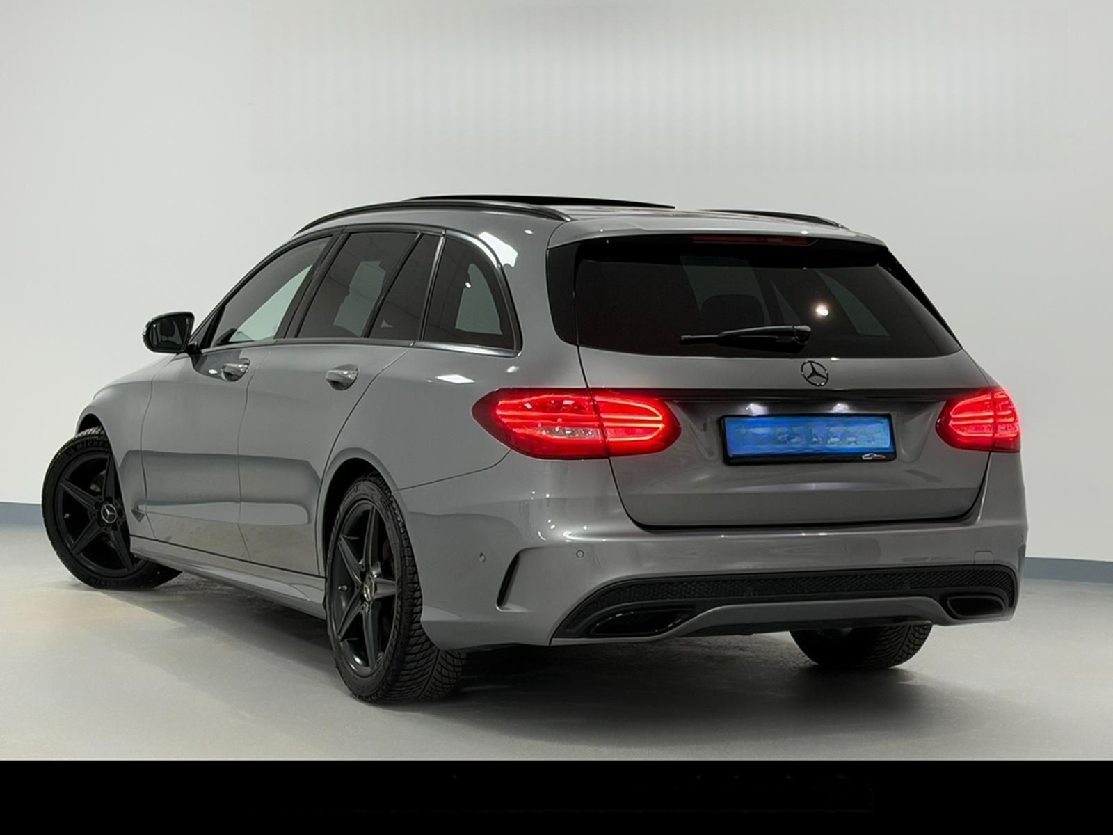 Mercedes-Benz C 250 T d BLUETEC/AMG-LINE/PANO/KAMERA/LED/AHK/ foto 3