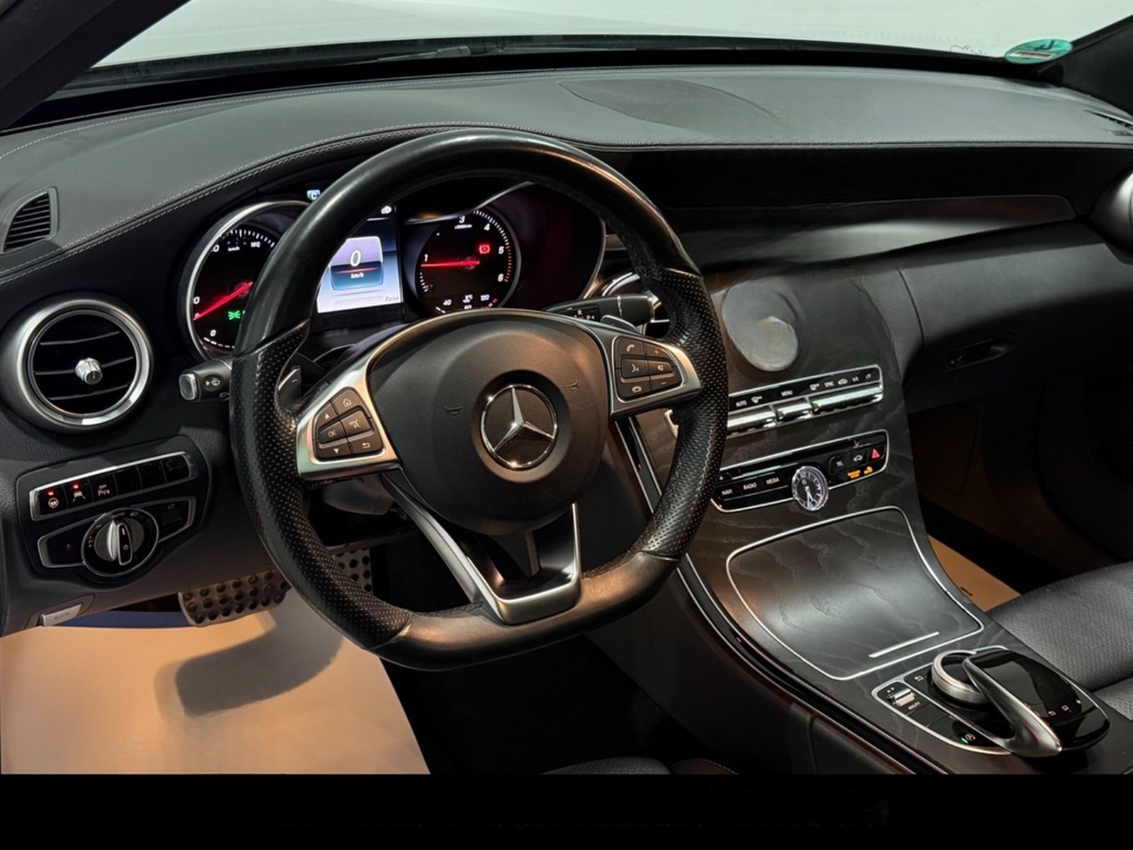 Mercedes-Benz C 250 T d BLUETEC/AMG-LINE/PANO/KAMERA/LED/AHK/ foto 10