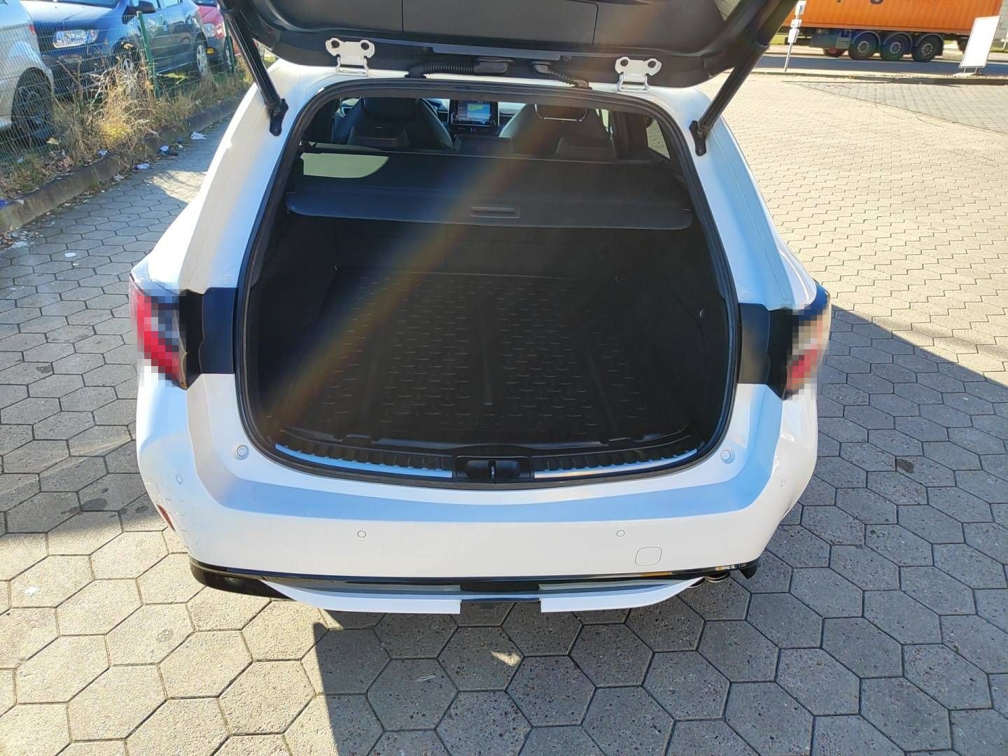 Toyota COROLLA Hybrid 2.0 Kombi Touring Sport foto 12