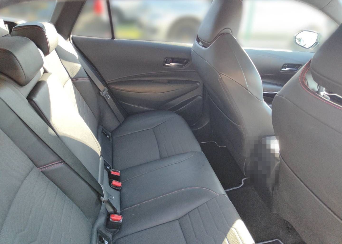 Toyota COROLLA Hybrid 2.0 Kombi Touring Sport foto 13