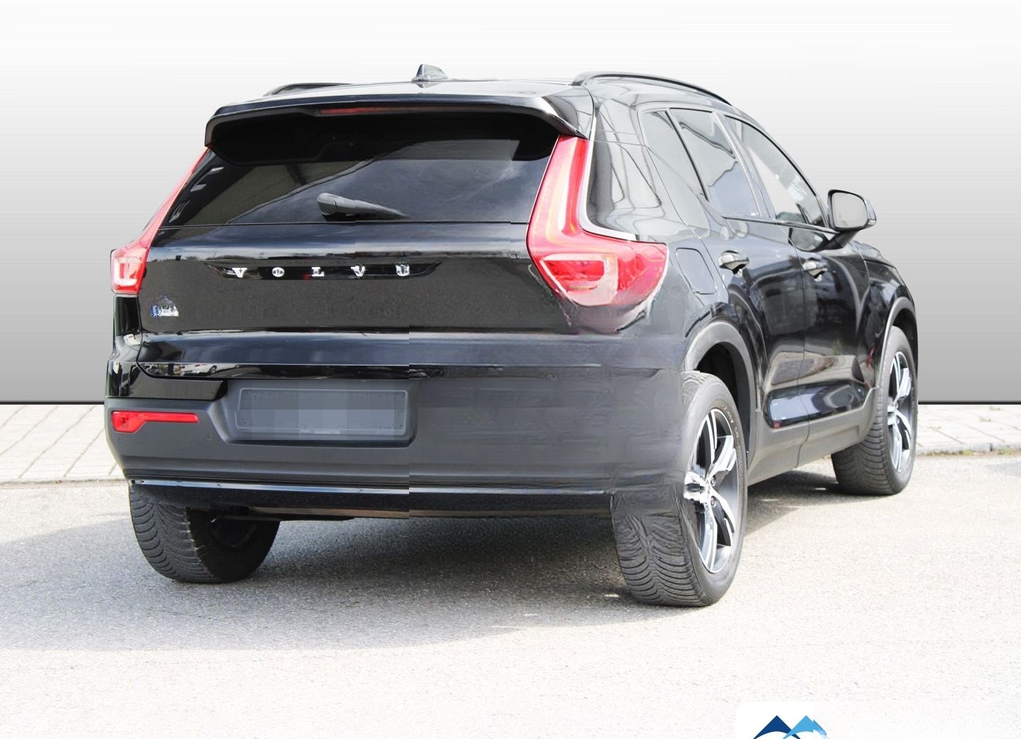 Volvo XC40 R Design 2WD ACC/LEDER/CAM/LHZ/BLIS/NAVI foto 2
