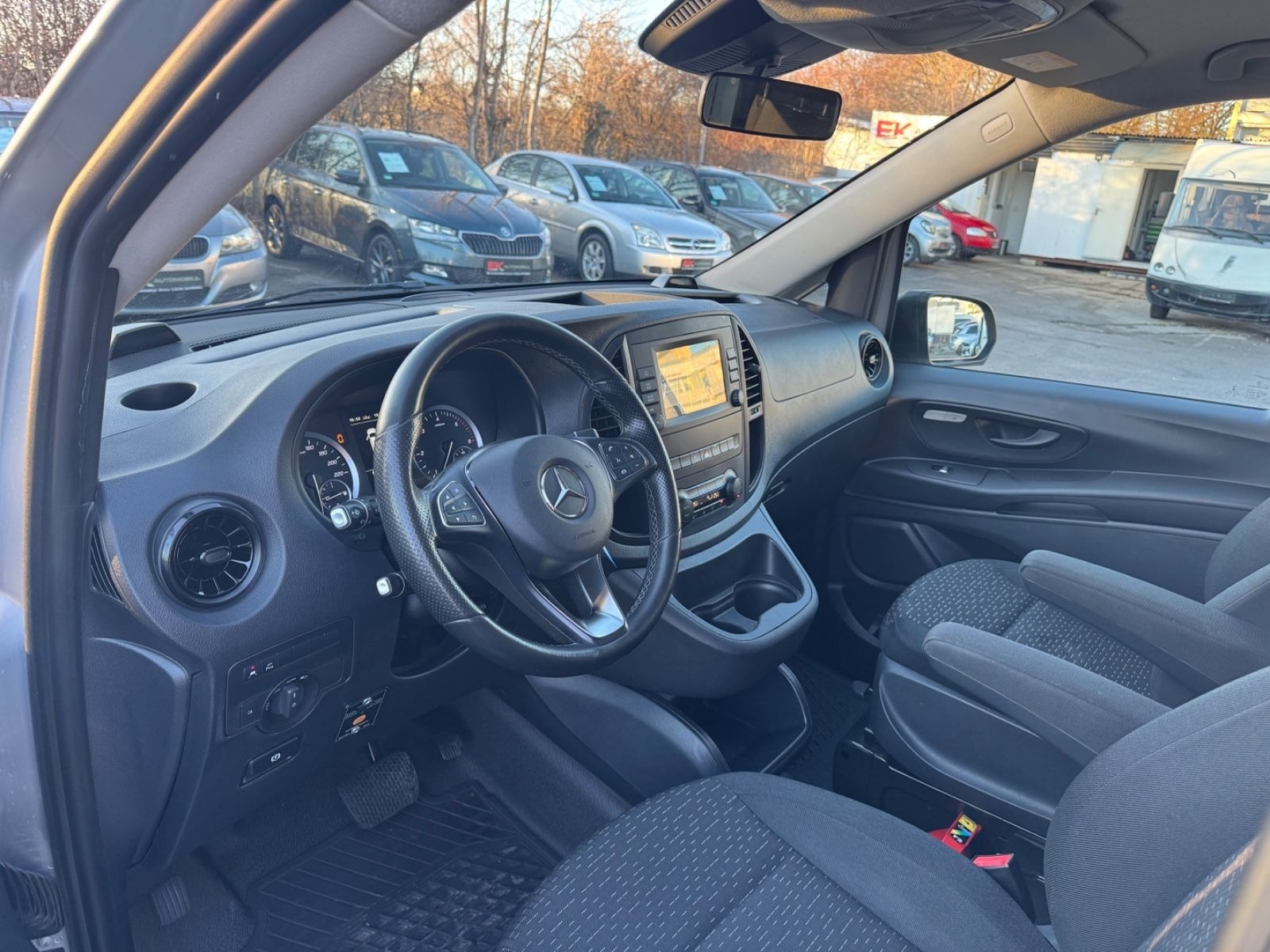 Mercedes-Benz Vito Kasten /119 CDI RWD extralang Aut Navi Kame foto 17