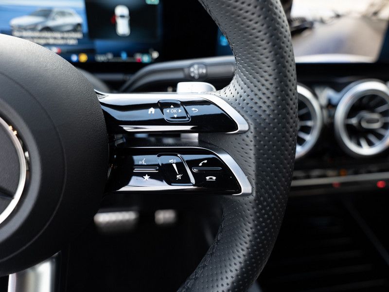 Mercedes-Benz GLA 220 d 4M AMG-Sport/MLB/360/Pano/AHK/Night/20 foto 18