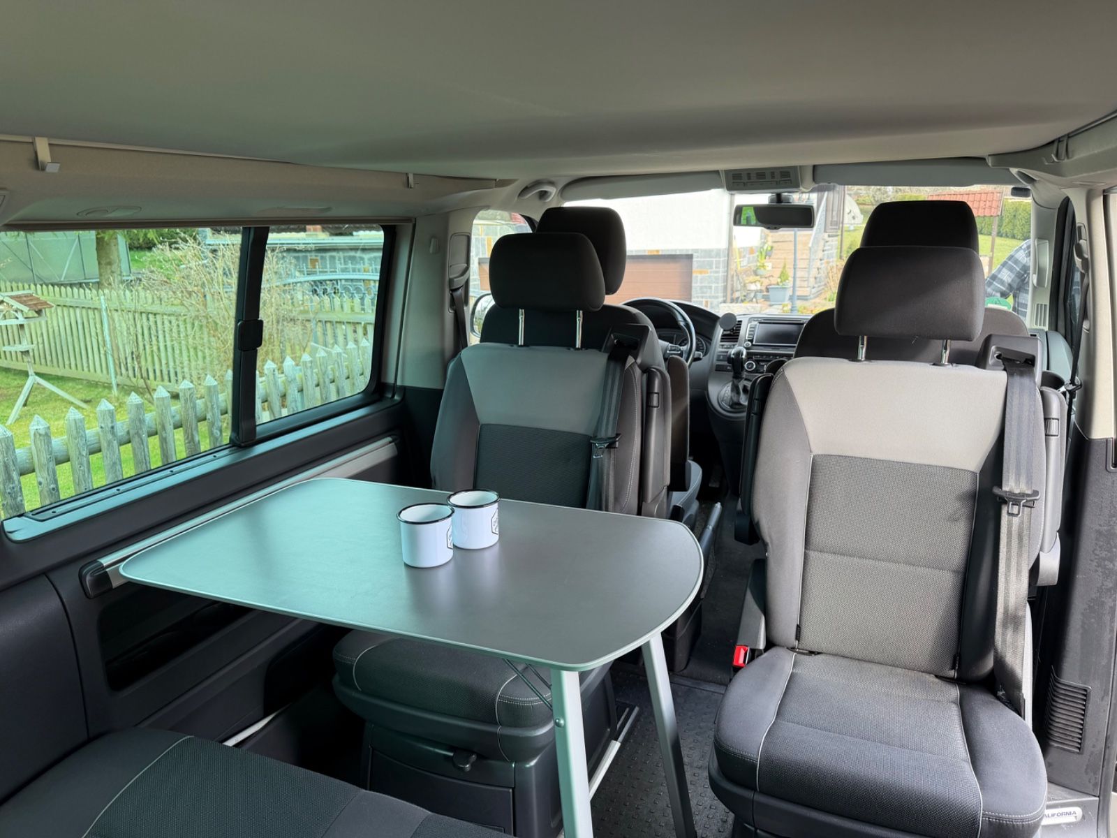 Volkswagen T5 California Bulli, Motor neu, high-end Aussta. foto 15