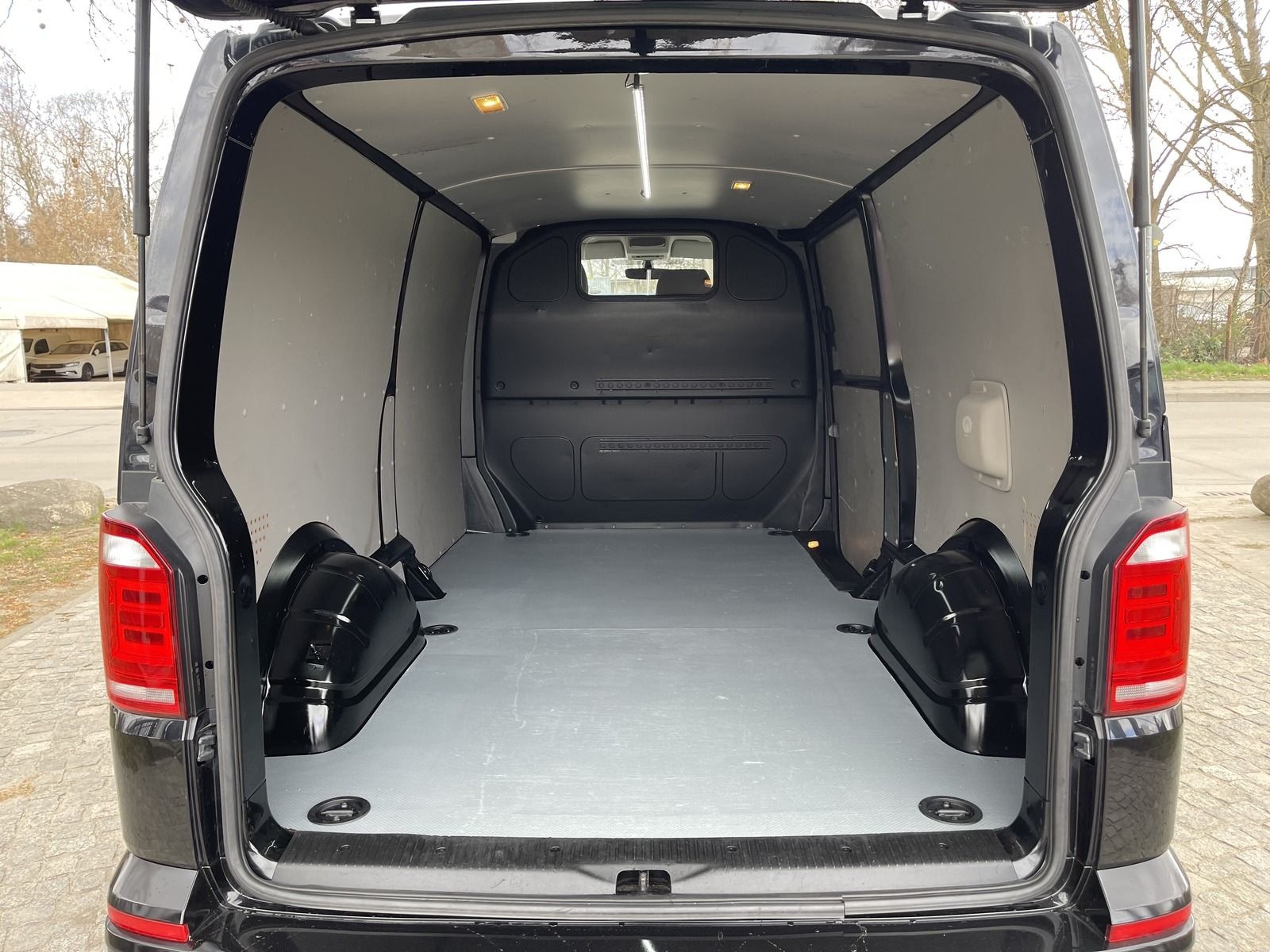 Volkswagen T6 Transporter 2.0TDI DSG 4MOTION Klima*Webasto foto 9