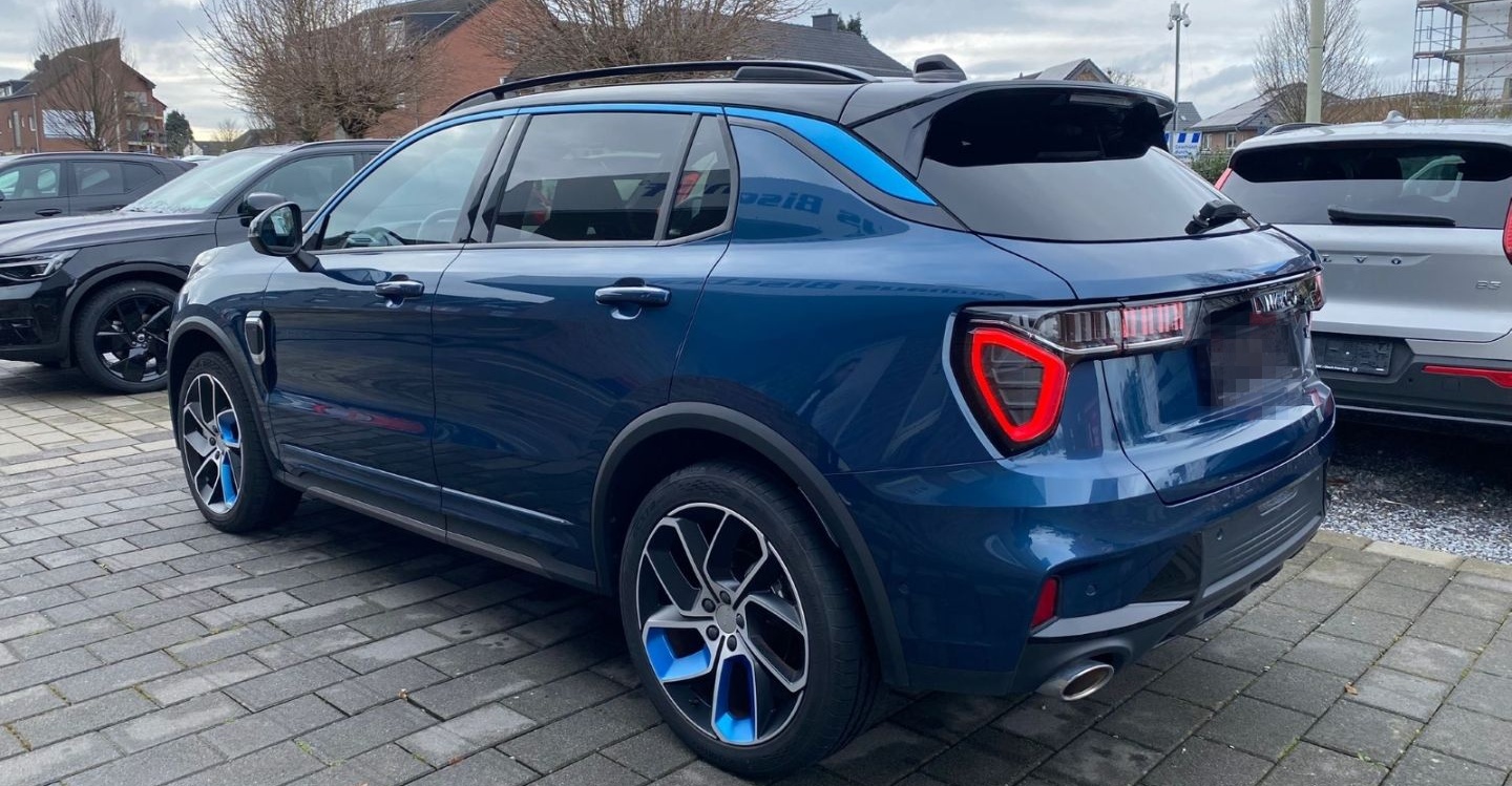 Lynk&Co 01 1.5 TD 192 kW PHEV El. Panodach Navi Digitale foto 4