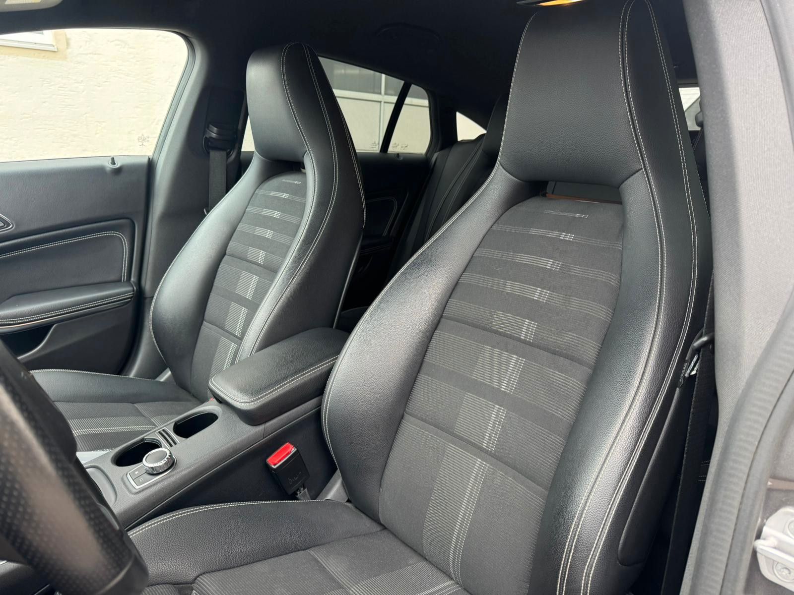 Mercedes-Benz CLA220 SB CDI DCT AMBIENTE LED KAMERA NAVI NIGHT foto 14