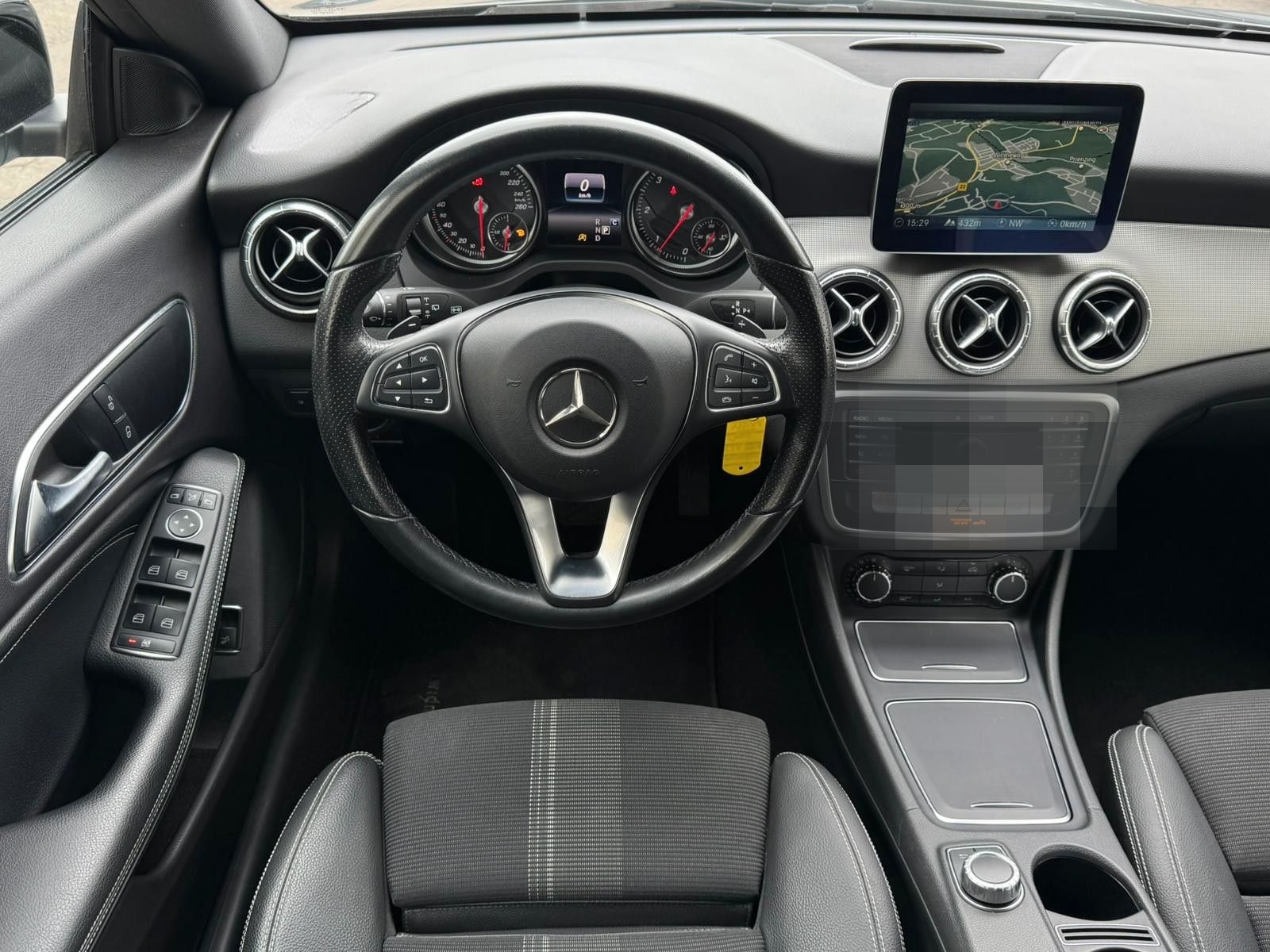 Mercedes-Benz CLA220 SB CDI DCT AMBIENTE LED KAMERA NAVI NIGHT foto 18