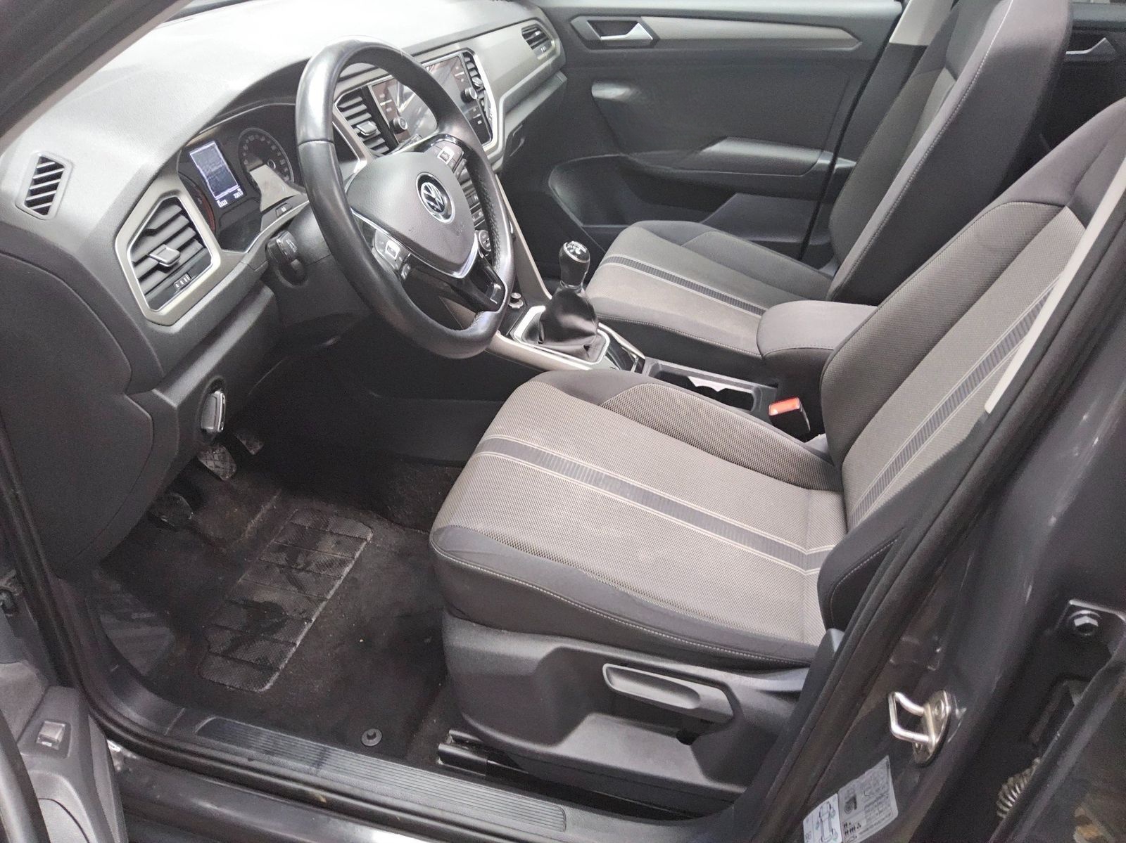 Volkswagen T-Roc 2.0 TDI Style Pano Beats RfK AHK ACC PDC foto 8