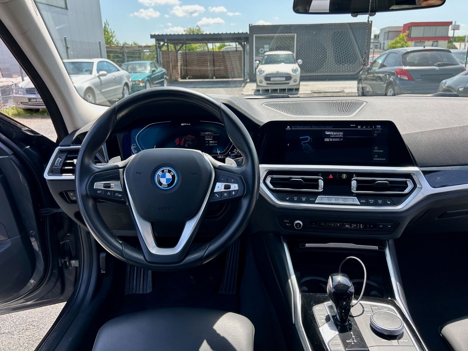 BMW 330e Touring "Sport Line" 36 Monate Garantie* foto 11
