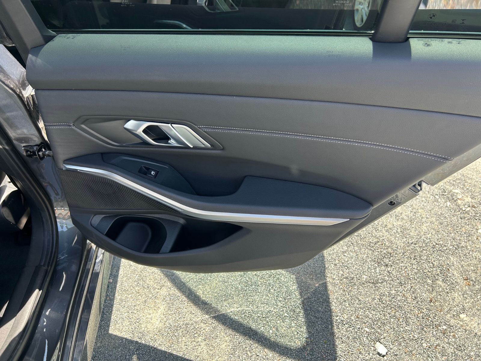 BMW 330e Touring "Sport Line" 36 Monate Garantie* foto 21