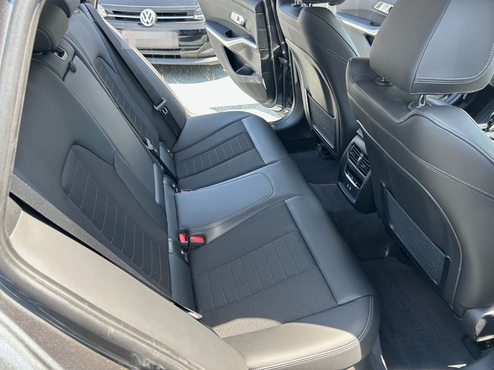 BMW 330e Touring "Sport Line" 36 Monate Garantie* foto 22