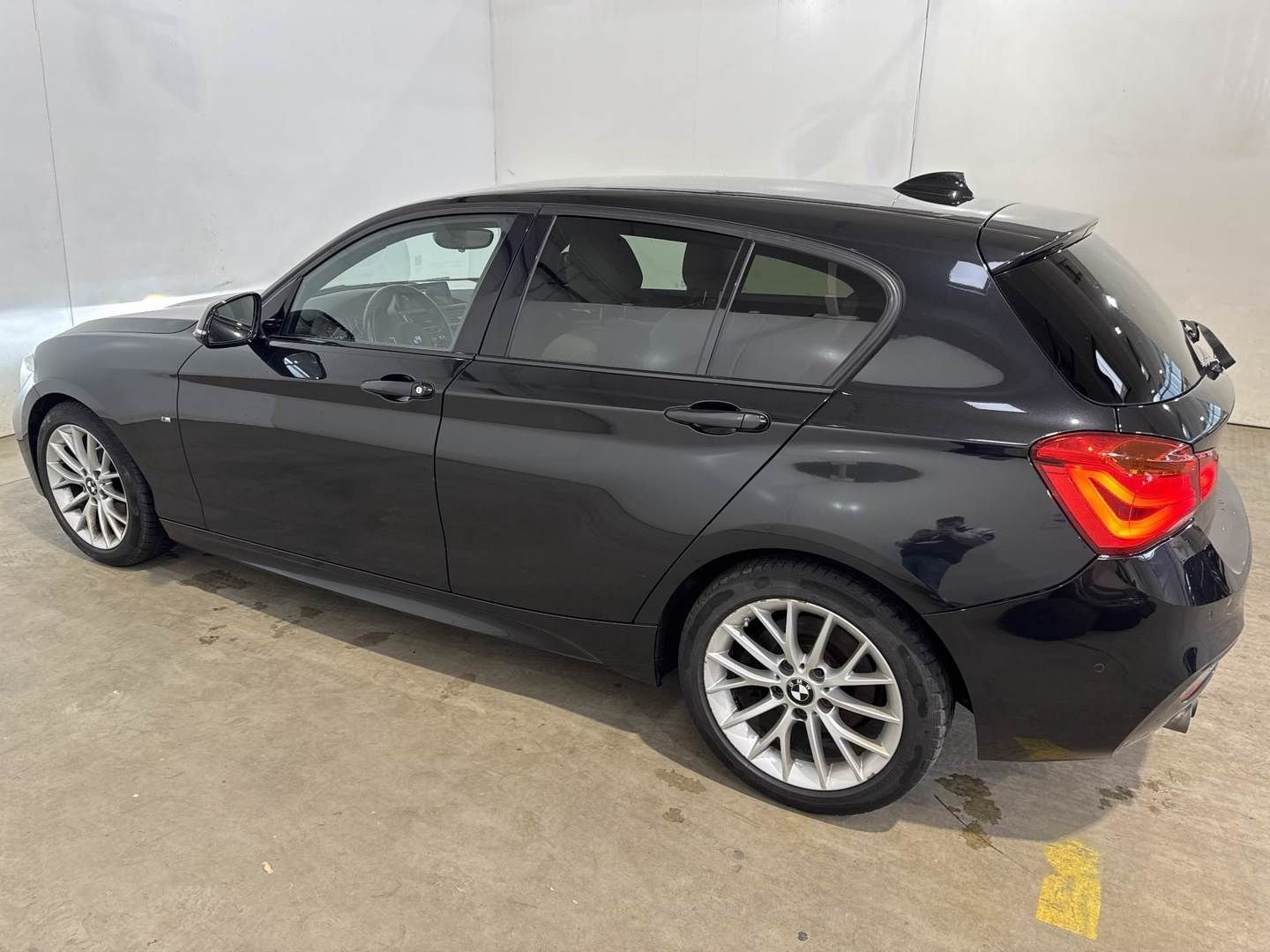 BMW 125 iA M-SPORT+LEDER+NAVI-PRO+LED+ACC+SHZ+HIFI+ foto 8