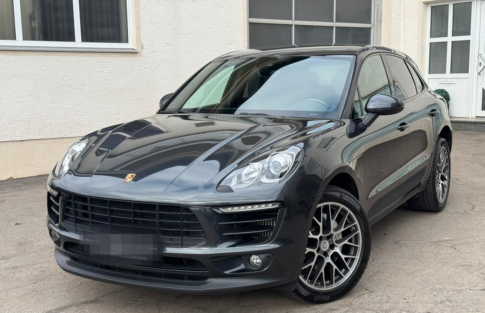 Porsche Macan 4S 3.0 8FACH DEUTSCH NAVI SITZ-HZ BI-XENON