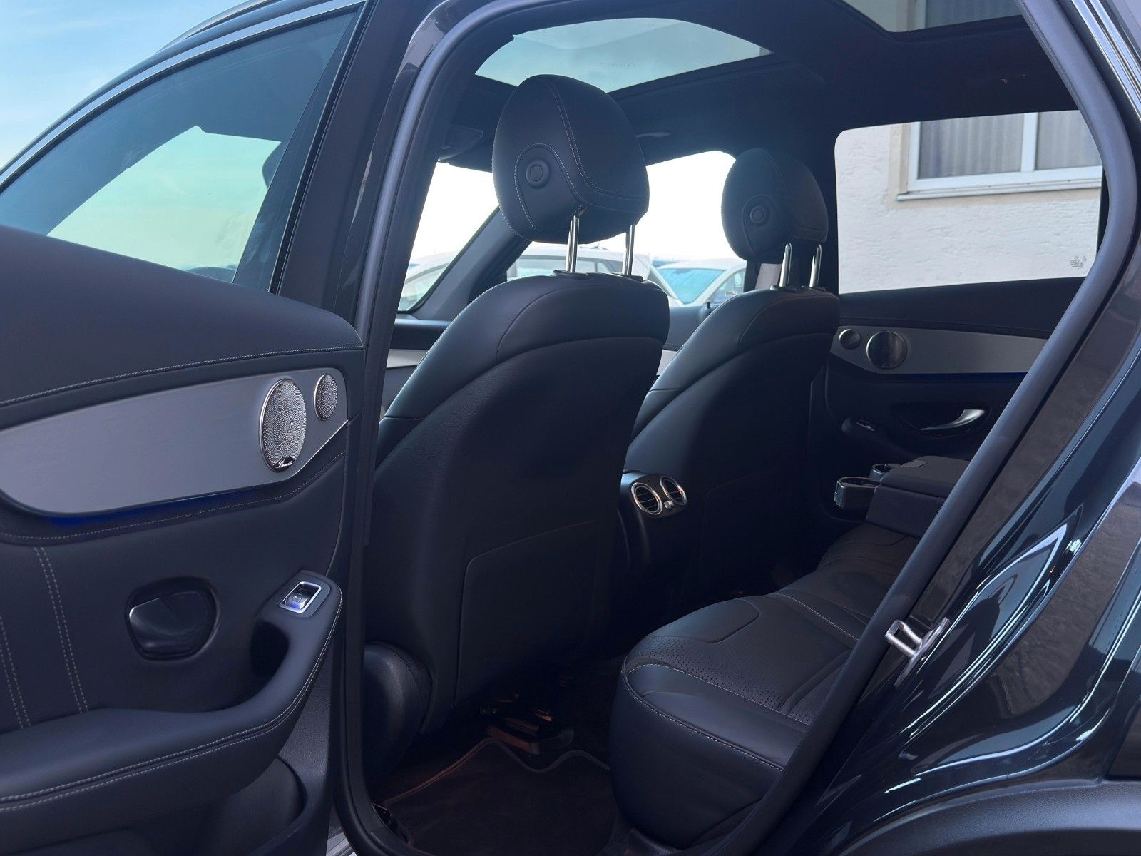 Mercedes-Benz GLC63S AMG 4M+ PANO BURMESTER MEM DRIVERPKG AHK foto 22