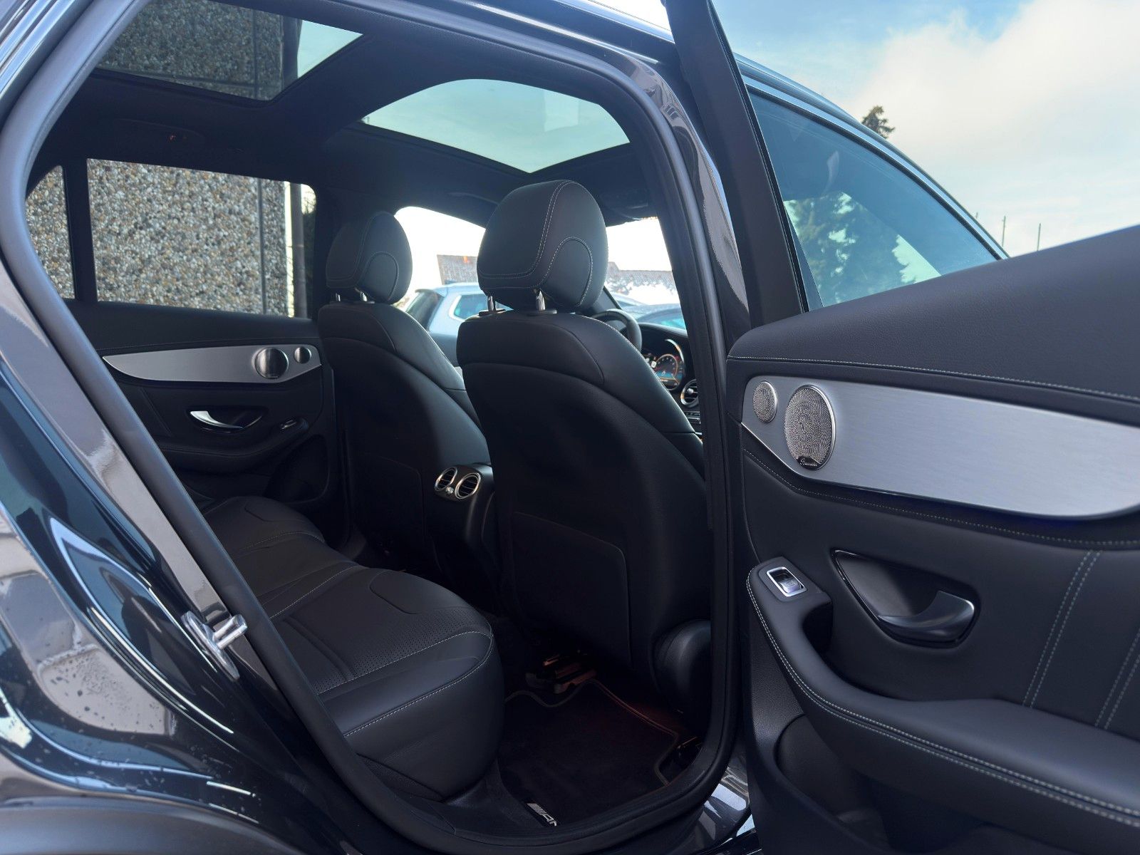 Mercedes-Benz GLC63S AMG 4M+ PANO BURMESTER MEM DRIVERPKG AHK foto 25