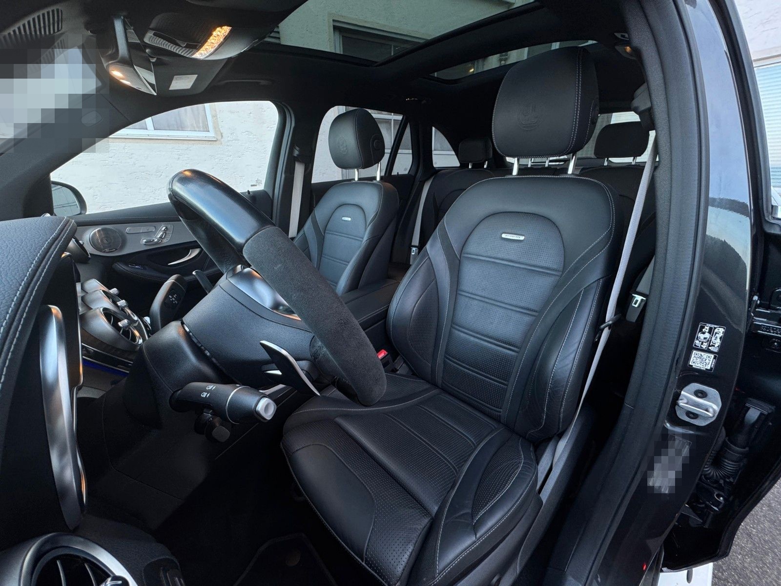 Mercedes-Benz GLC63S AMG 4M+ PANO BURMESTER MEM DRIVERPKG AHK foto 10