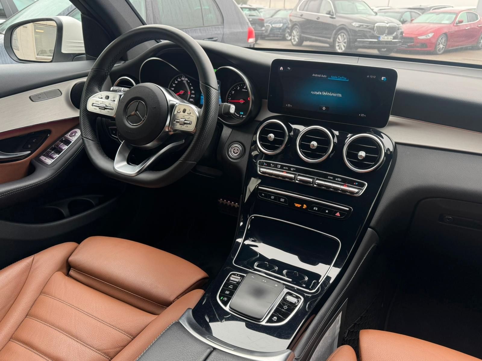 Mercedes-Benz GLC 300 4M AMG AMBIENTE LED KEYLESS LEDER KAMERA foto 18