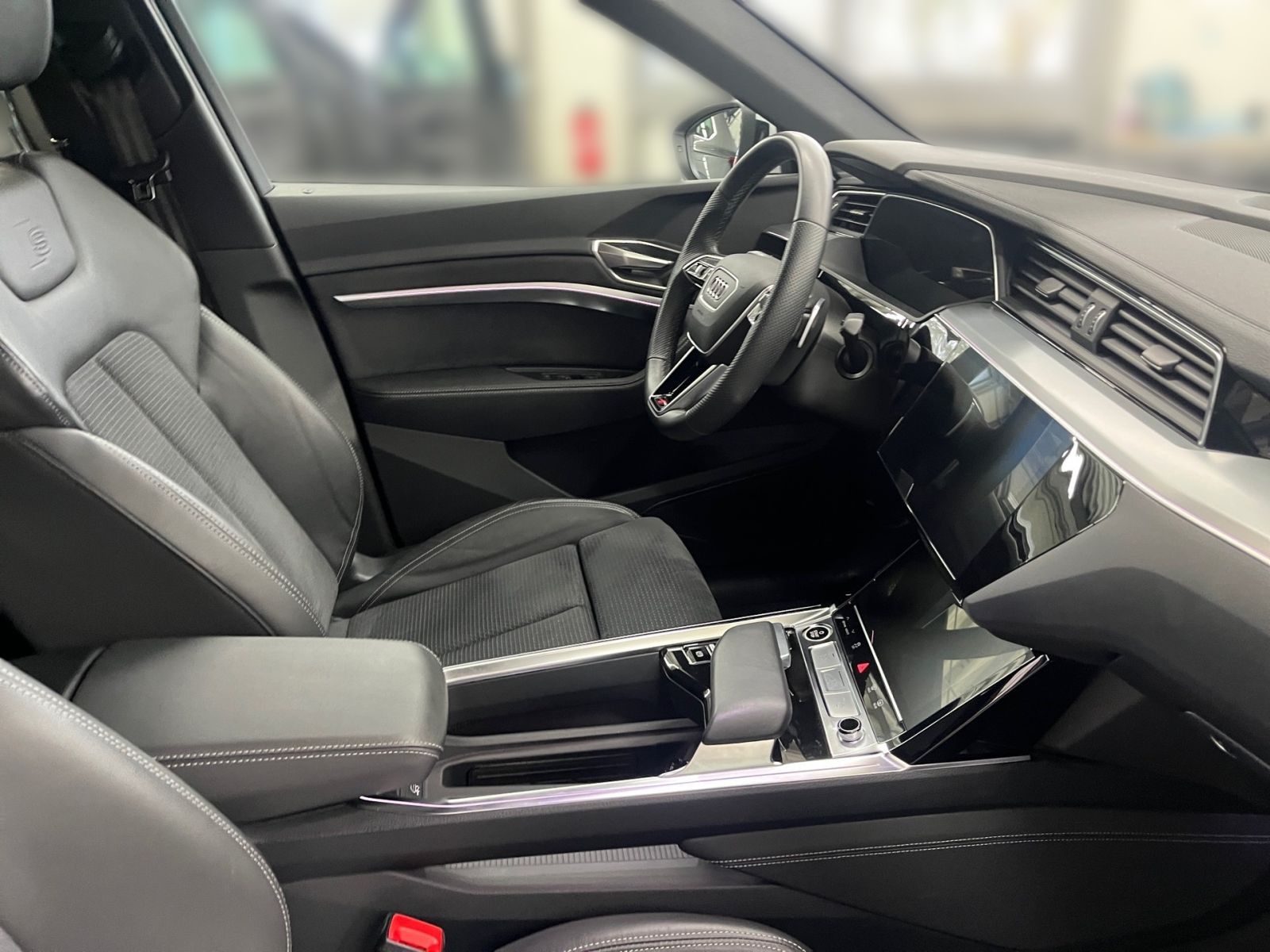 Audi Q8 Sportback e-tron 50 quattro advanced MatrixLE foto 13