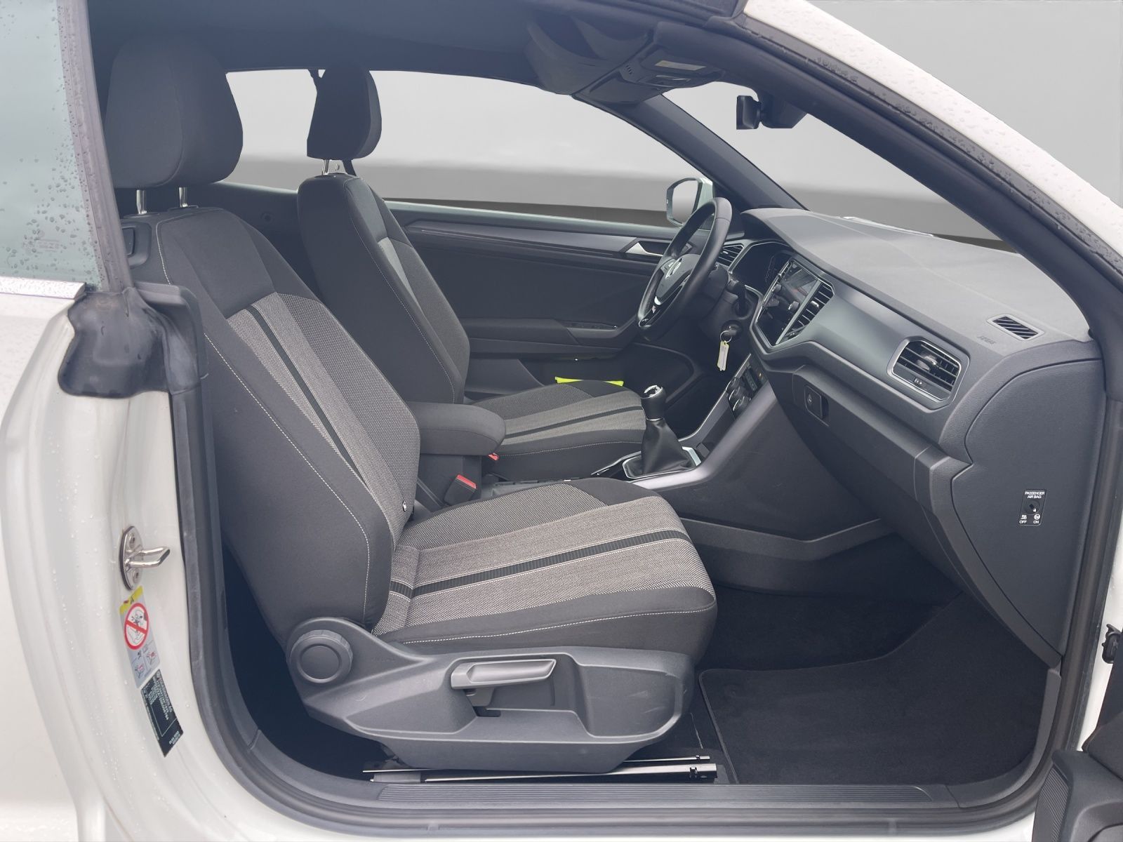 Volkswagen T-Roc Cabrio 1.0 TSI STYLE KAMERA NAVI ACC SITZH foto 4