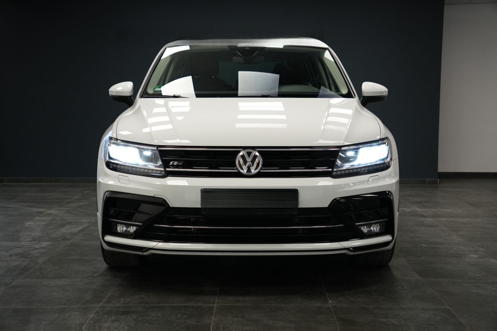 Volkswagen Tiguan Comfortline R-Line BMT/ 4Motion/ACC foto 4