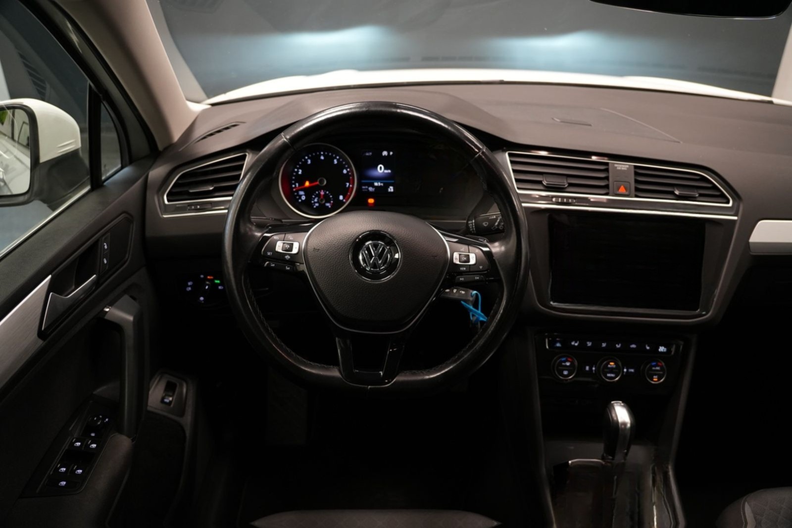 Volkswagen Tiguan Comfortline R-Line BMT/ 4Motion/ACC foto 45