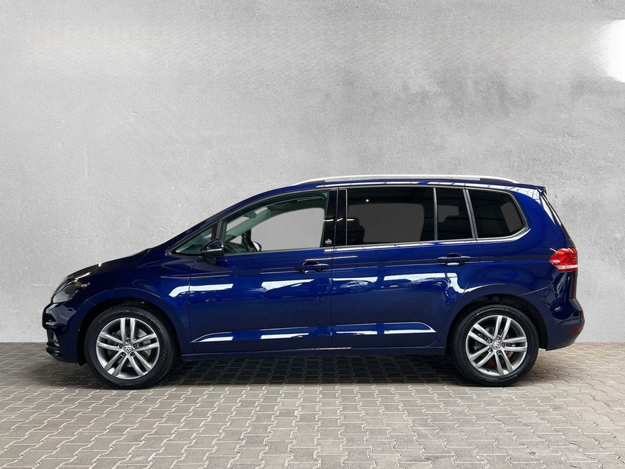 Volkswagen Touran Touran SOUND 1.4 TSI DSG NAVI LED PDC ACC foto 2