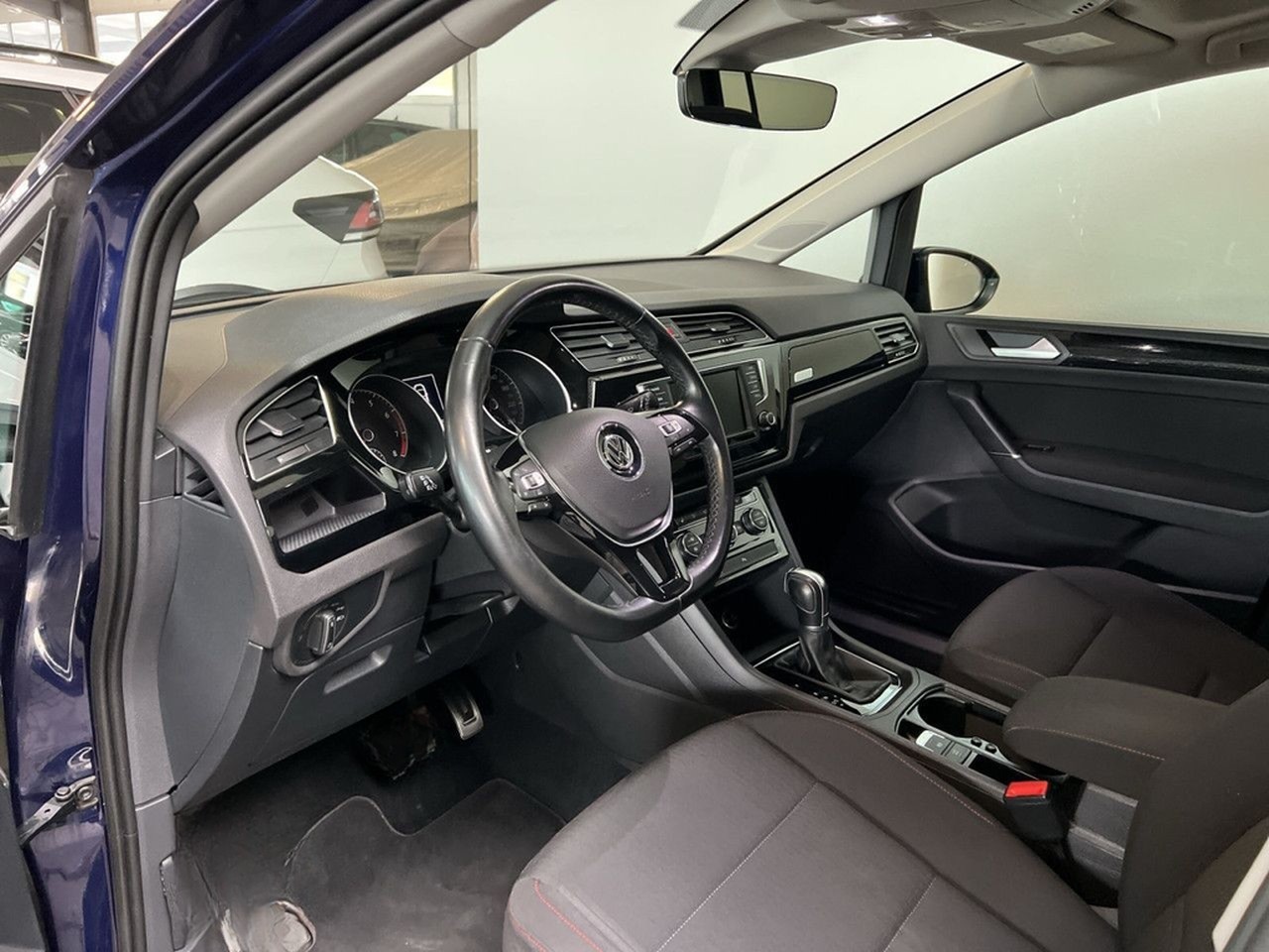 Volkswagen Touran Touran SOUND 1.4 TSI DSG NAVI LED PDC ACC foto 5