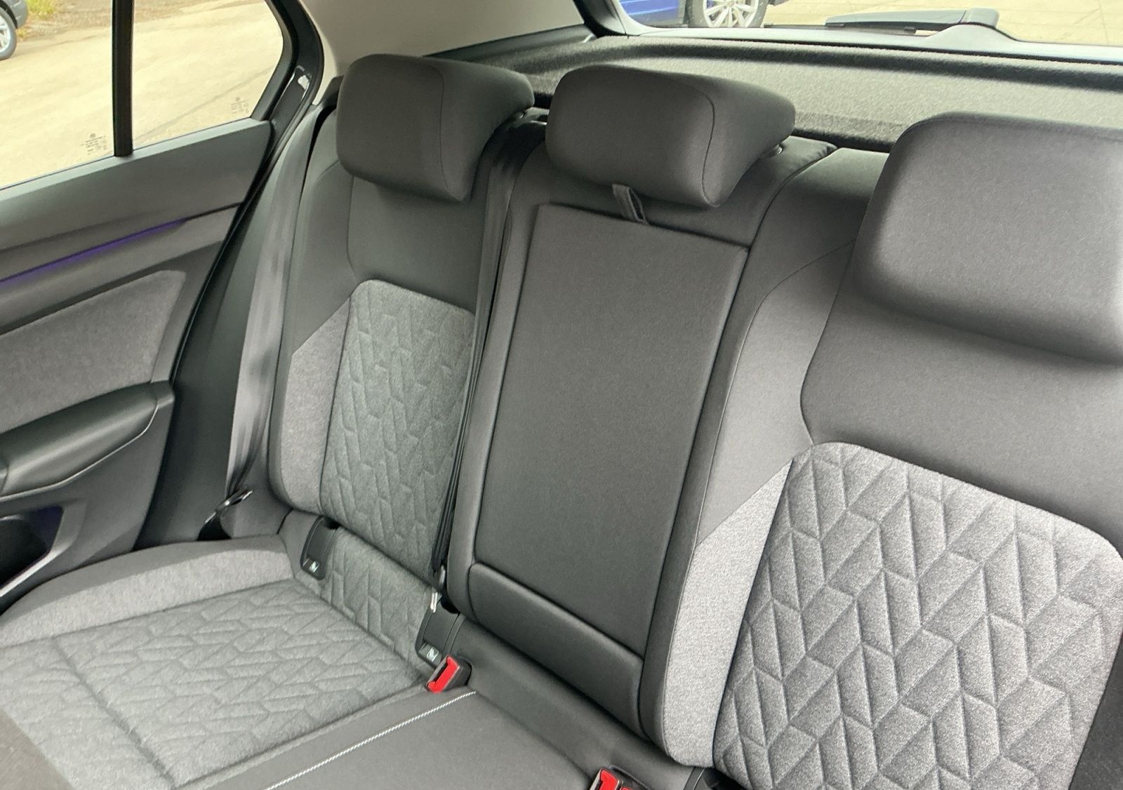 Volkswagen Golf VIII 1.5 TSI Move Navi LED foto 11