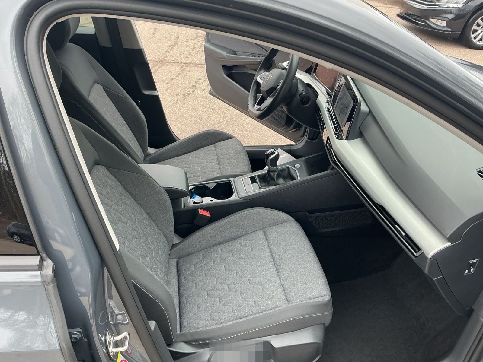 Volkswagen Golf VIII 1.5 TSI Move Navi LED foto 13