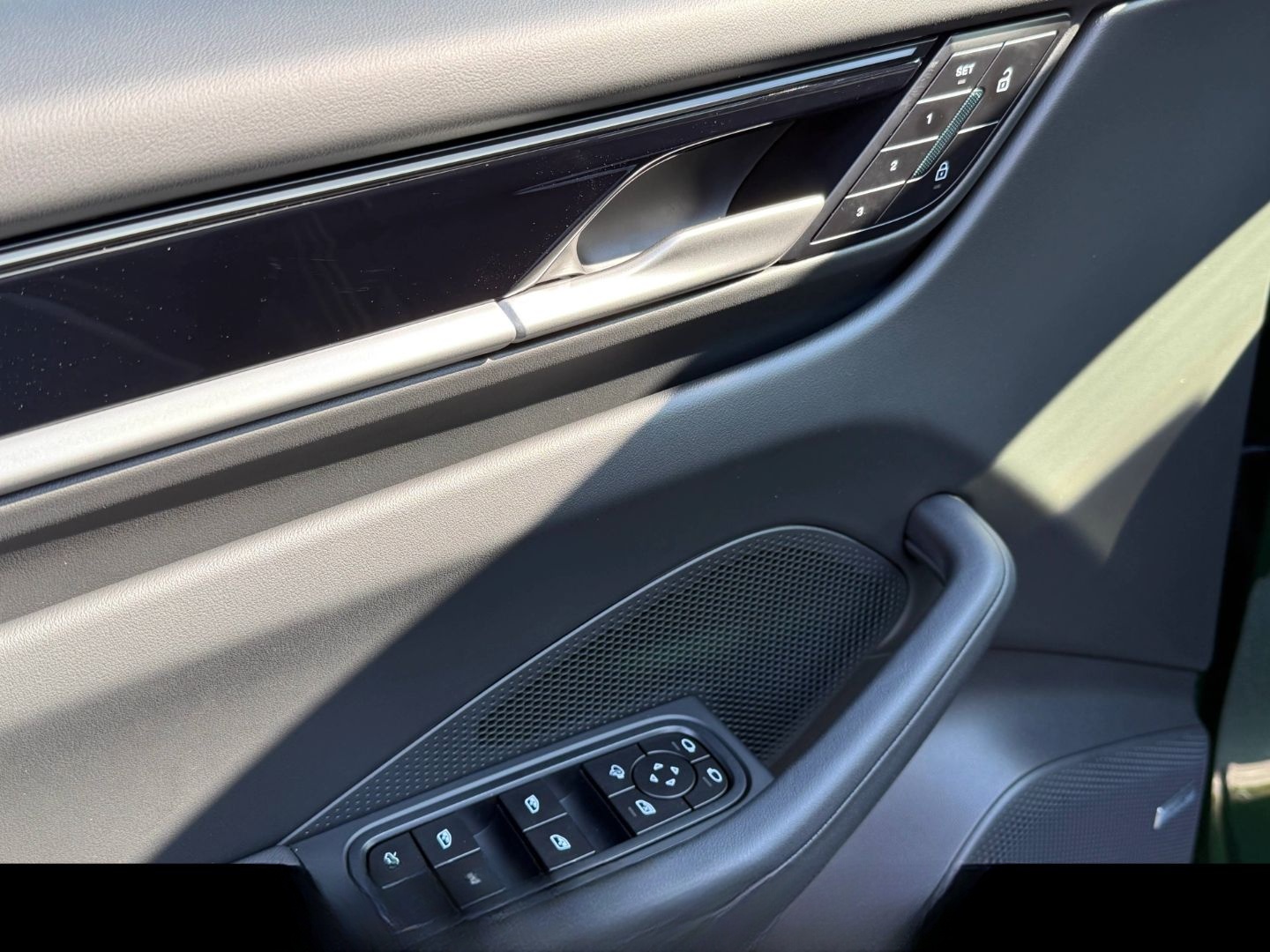 Porsche Macan 4 Surround-View BOSE Luftfederung LED foto 23