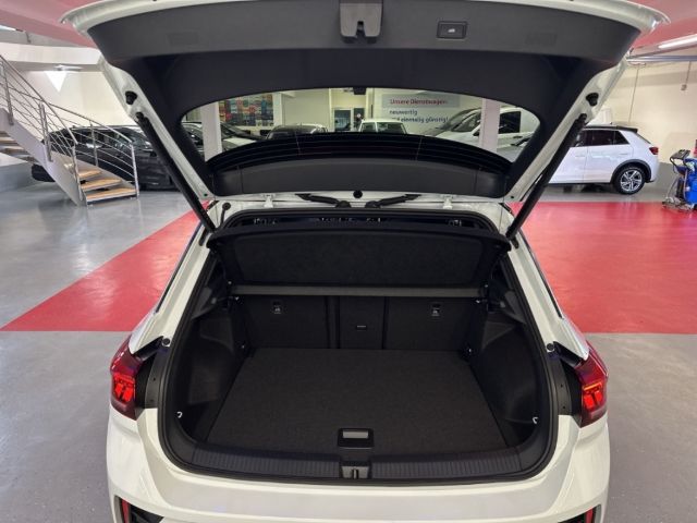 Volkswagen T-Roc R-Line 1.5 TSI DSG AHK Navi Easy Open Kame foto 10