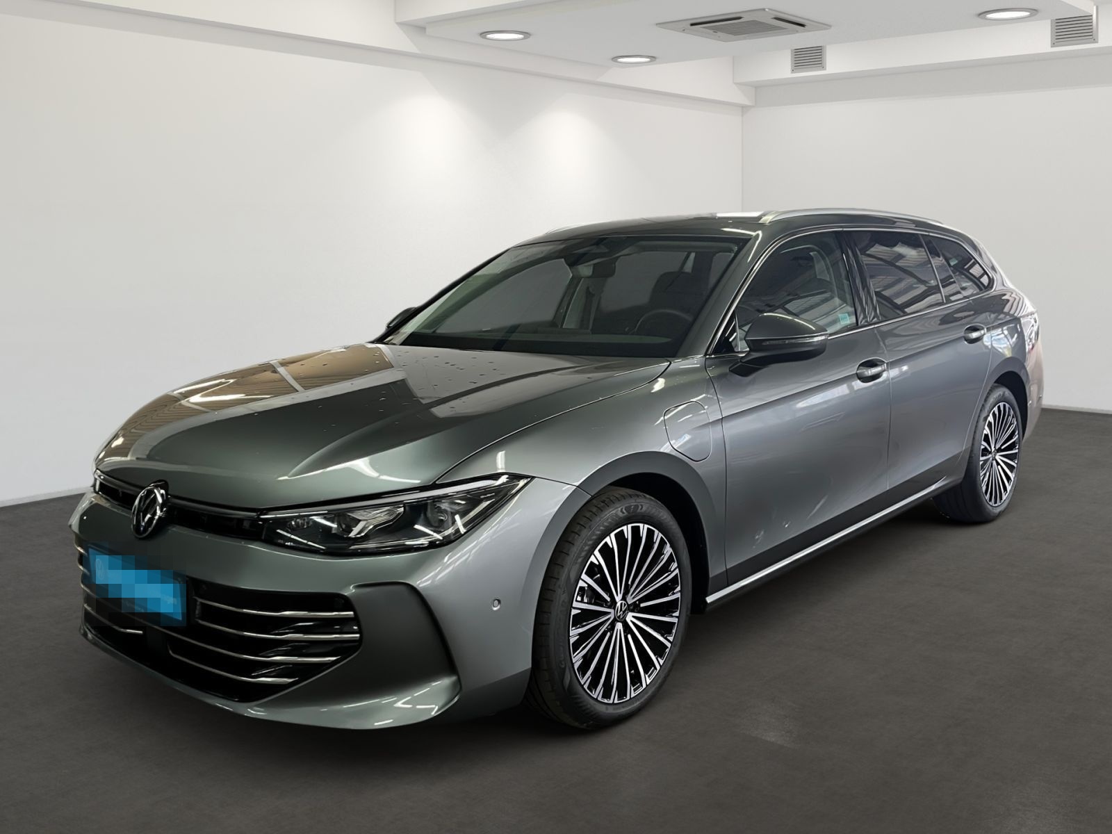 Volkswagen Passat Variant 1.5 Hybrid Elegance DSG AHK Navi foto 2