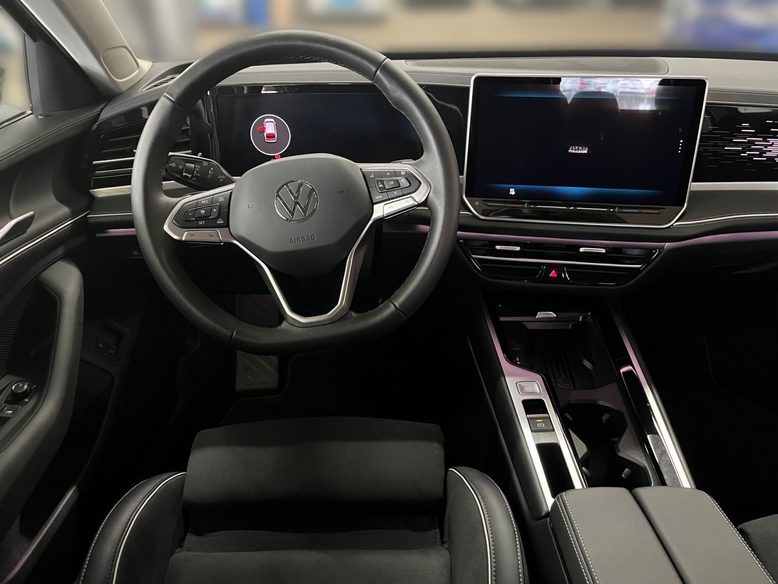 Volkswagen Passat Variant 1.5 Hybrid Elegance DSG AHK Navi foto 13