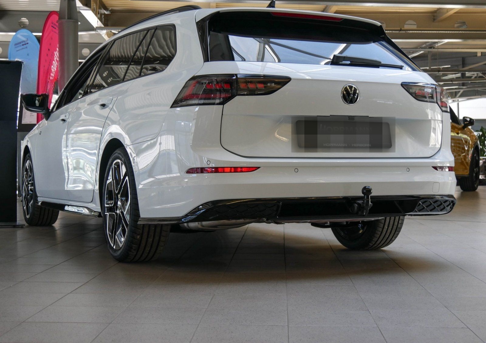 Volkswagen Golf Variant R-Line 1,5 eTSI 150 PS DSG AHK,PANO foto 2