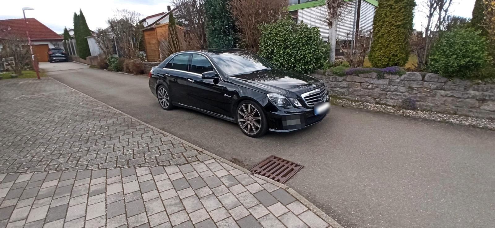 Mercedes-Benz Mercedes E63 AMG Performance Paket Carbon ... foto 10
