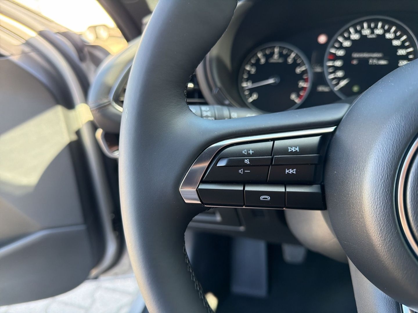 Mazda 3 Centre-Line SKY.-G 140 HUD Navi LED ACC Apple  foto 25