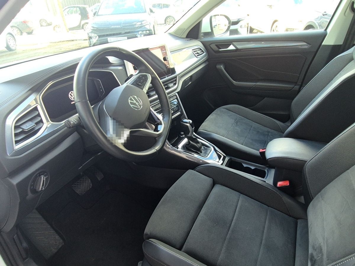 Volkswagen T-Roc 1.5 TSI Style DSG Navi LED Pano foto 7