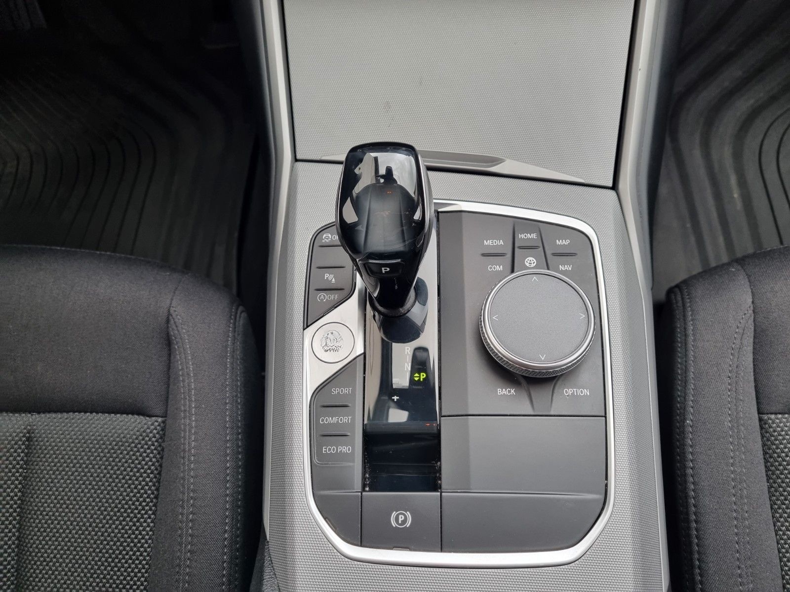 BMW 320d Touring Advantage Automatik  foto 10