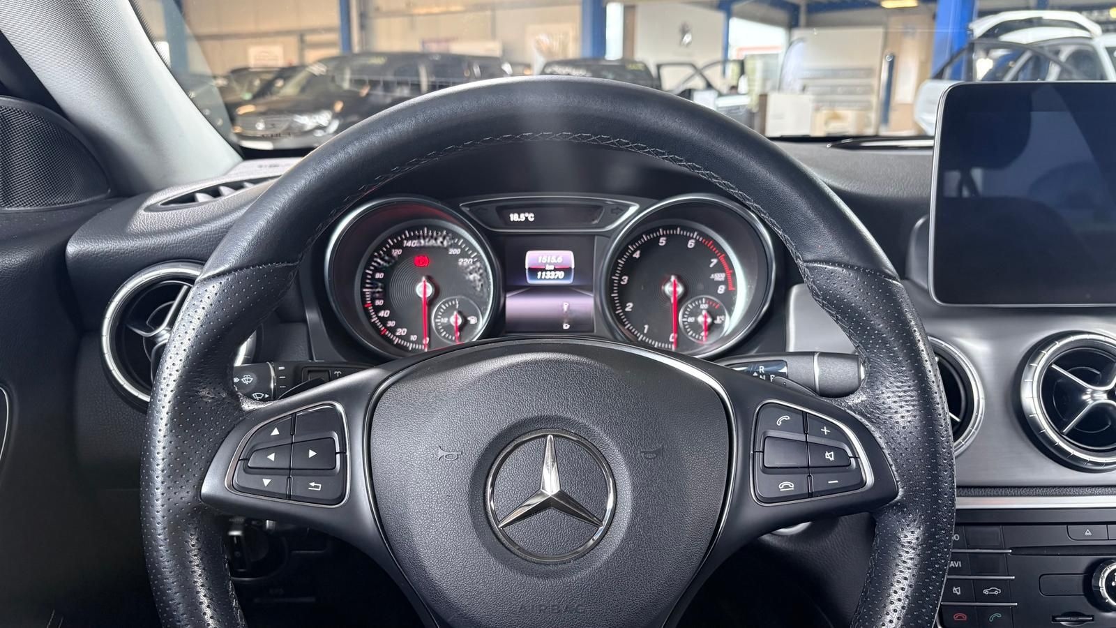 Mercedes-Benz CLA 220 4M 2.0 SB RFK/CarPlay/8xReifen/Memory foto 15