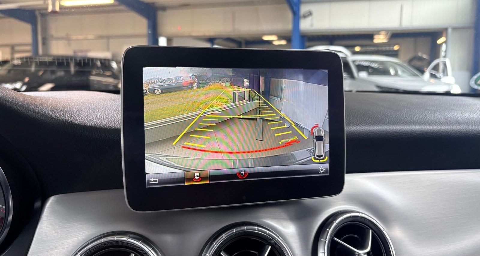 Mercedes-Benz CLA 220 4M 2.0 SB RFK/CarPlay/8xReifen/Memory foto 19