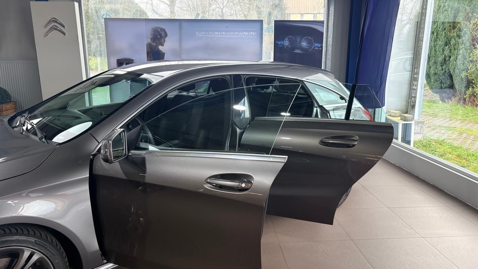 Mercedes-Benz CLA 220 4M 2.0 SB RFK/CarPlay/8xReifen/Memory foto 7