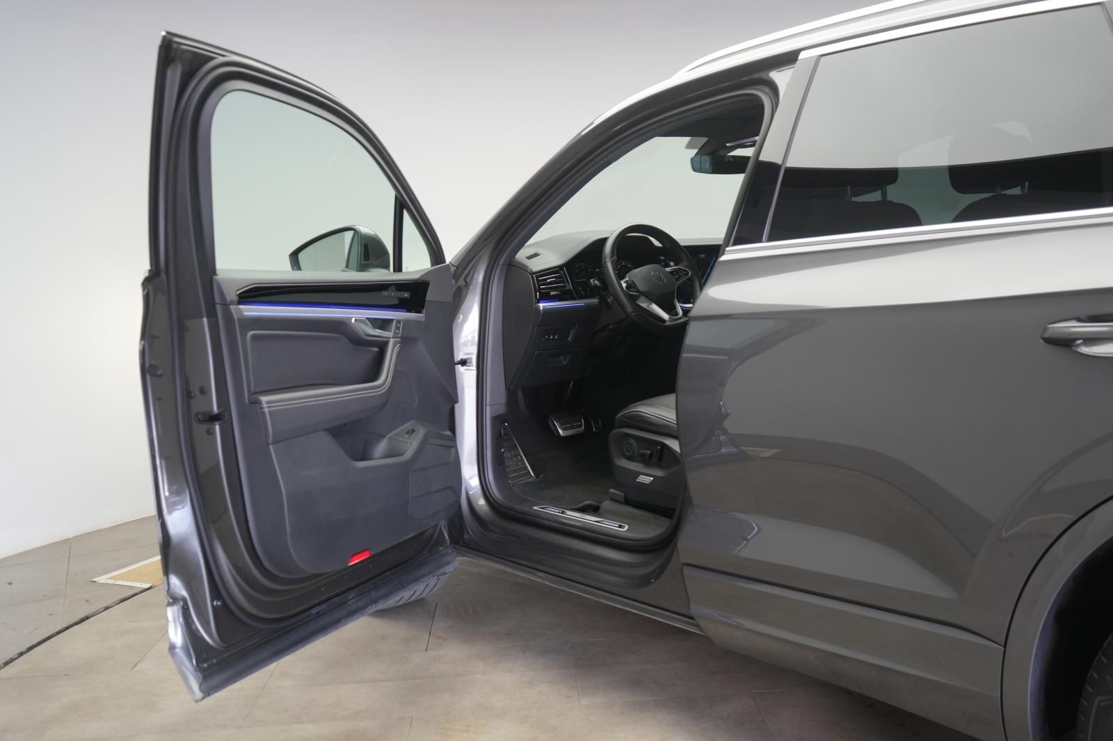 Volkswagen Touareg 3.0 V6 TDI 4Motion R-Line Leder/ACC/Kame foto 11