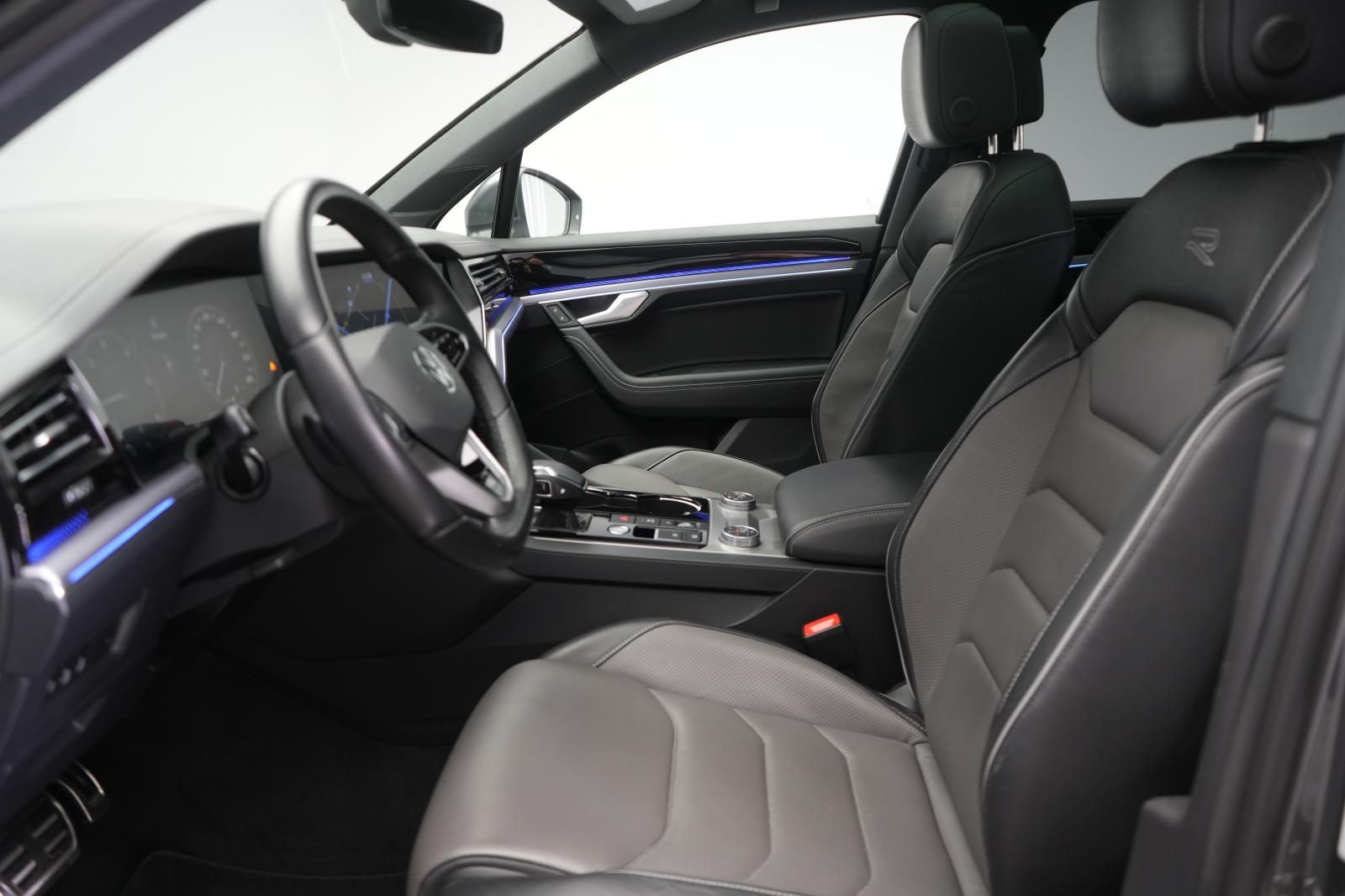 Volkswagen Touareg 3.0 V6 TDI 4Motion R-Line Leder/ACC/Kame foto 9