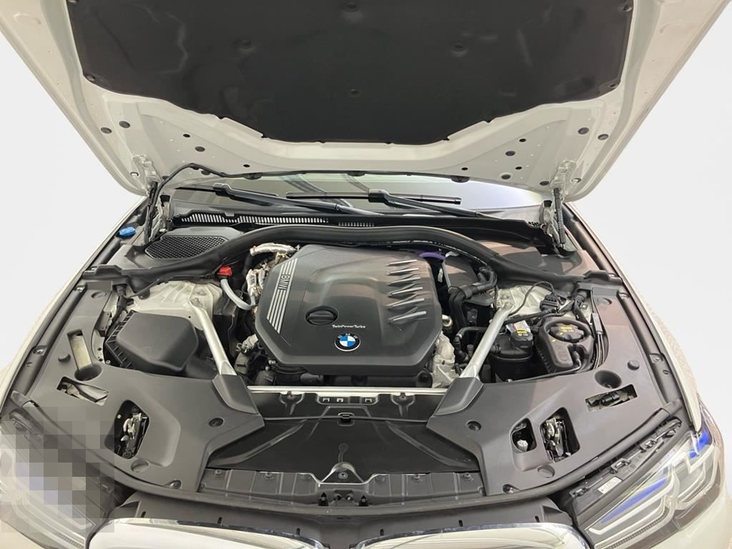 BMW 530d xDrive Aut AHK+ACC+Inno+Laser+HiFi+Business foto 17