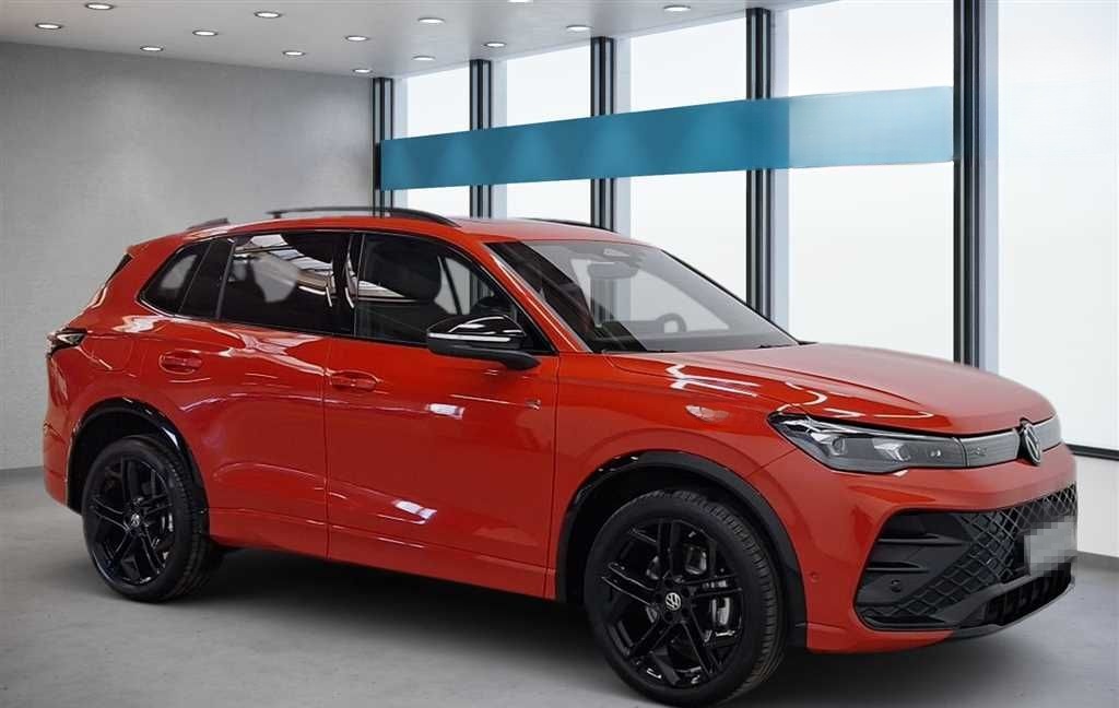 Volkswagen Tiguan R-Line 1.4 eHybrid DSG Navi Leder Pano foto 2