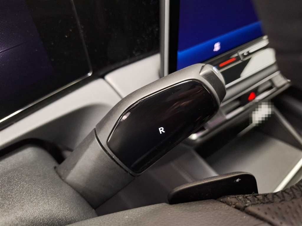 Volkswagen Tiguan R-Line 1.4 eHybrid DSG Navi Leder Pano foto 16