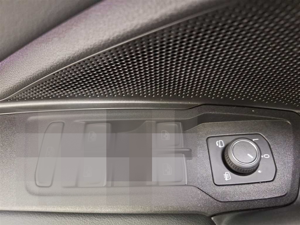Volkswagen Tiguan R-Line 1.4 eHybrid DSG Navi Leder Pano foto 17