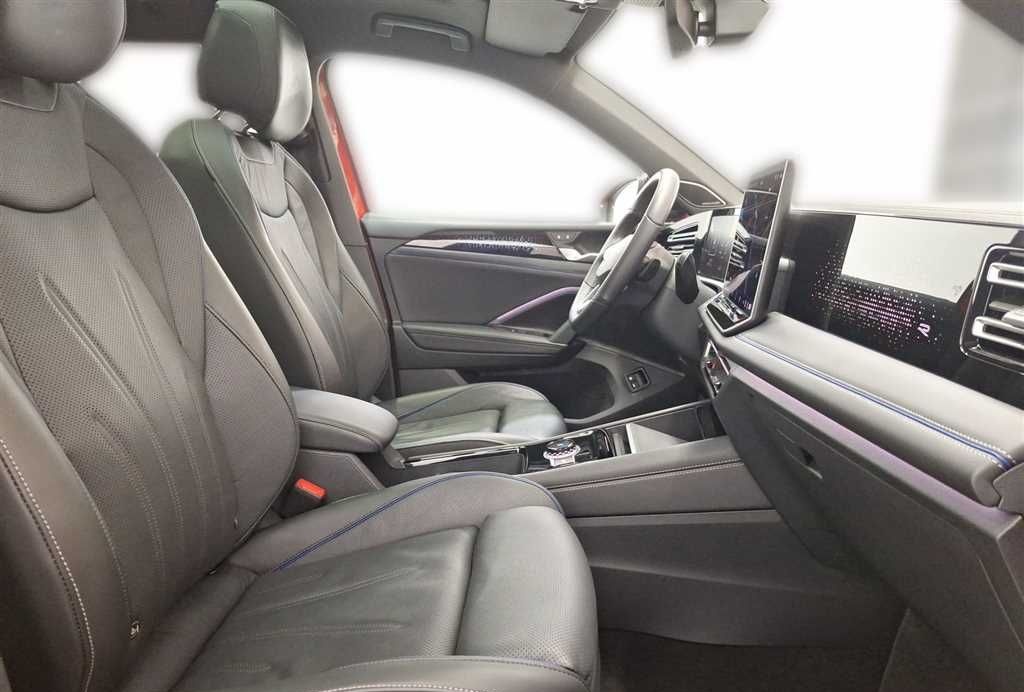 Volkswagen Tiguan R-Line 1.4 eHybrid DSG Navi Leder Pano foto 19